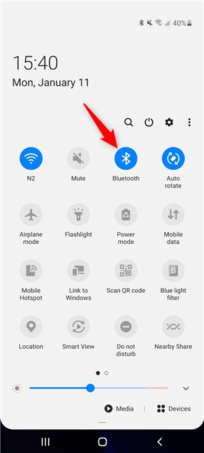 Turn on the Android Bluetooth feature from Quick Settings on Samsung