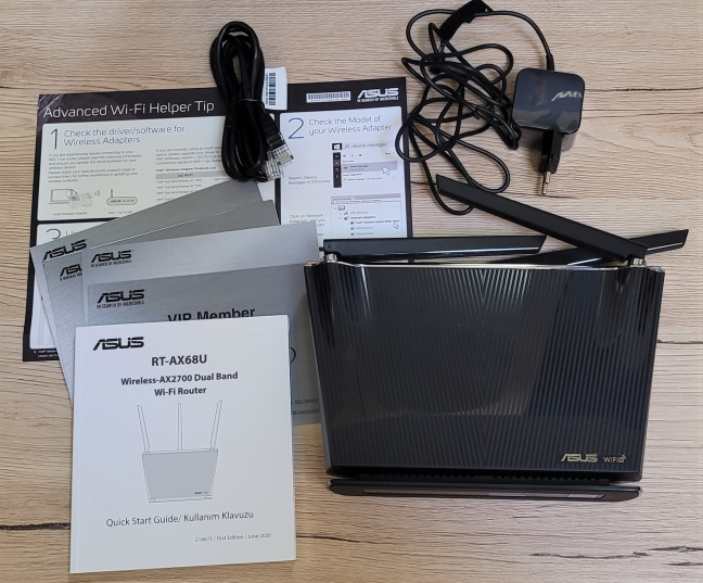 Unboxing the ASUS RT-AX68U