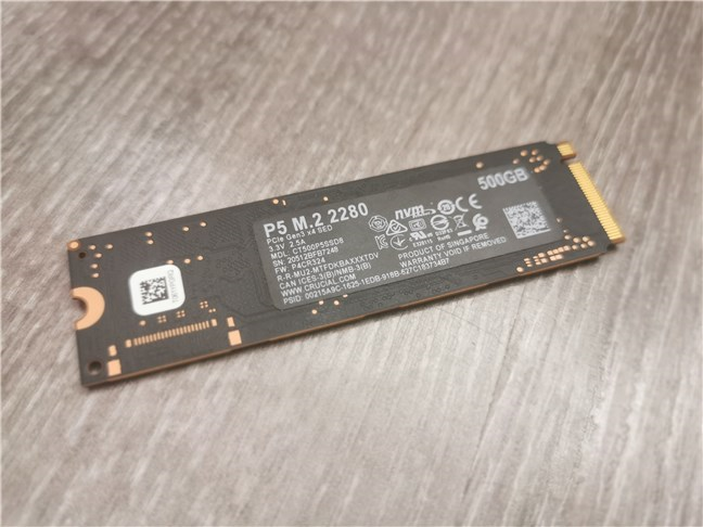The back of the Crucial P5 500GB PCIe M.2 2280SS SSD (CT500P5SSD8)