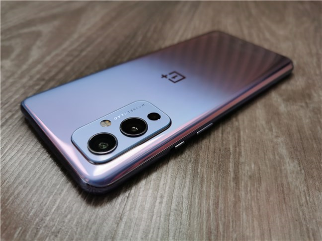 The back of the OnePlus 9