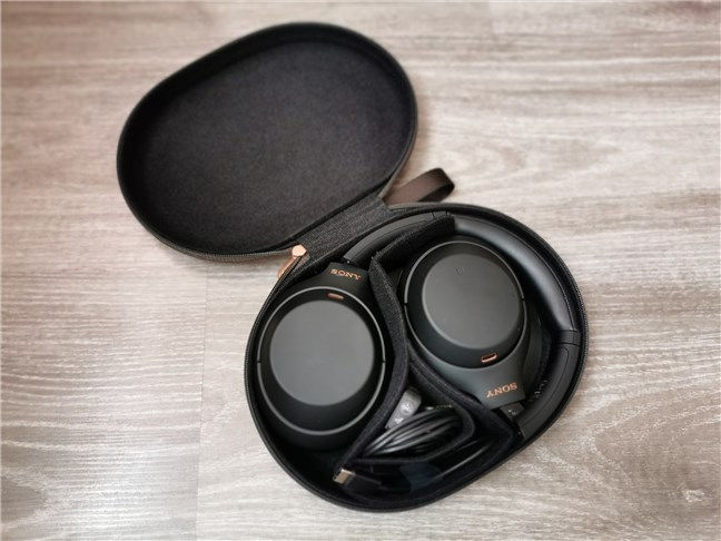 Sony WH-1000XM4 inside its case