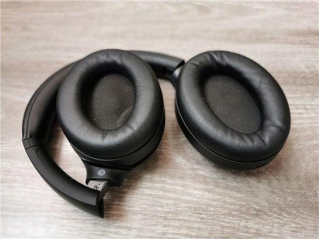 The ear cups on the Sony WH-1000XM4 wireless headset
