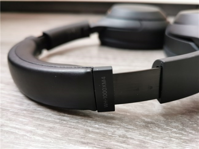 The headband of the Sony WH-1000XM4 wireless headset