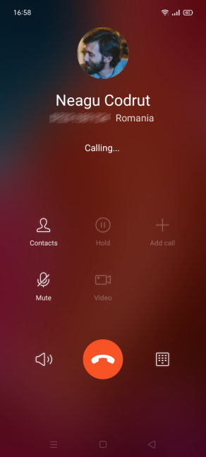 Taking calls on the realme C21