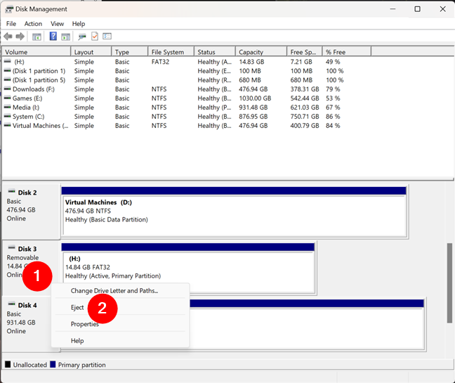 Right-click on the USB flash drive and choose Eject