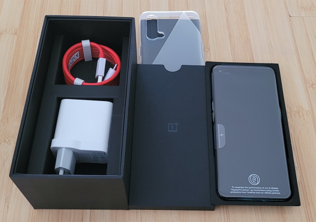 Unboxing the OnePlus Nord CE 5G