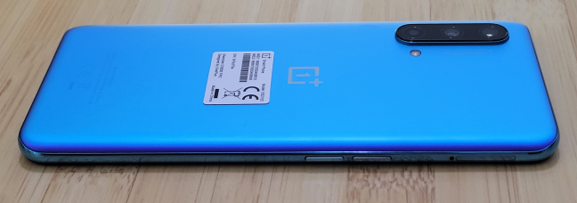 OnePlus Nord CE 5G - the buttons on the left side