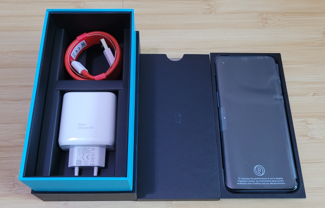 OnePlus Nord2 5G - What is inside the box