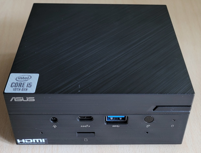 ASUS Mini PC PN62 review: A mini PC that fits in your hand!