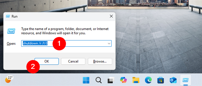 How to reboot Windows 11 using the keyboard and the Run window