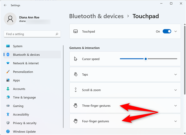 Settings for three-finger and four-finger gestures