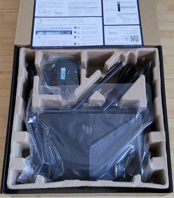 Unboxing the ASUS TUF-AX5400