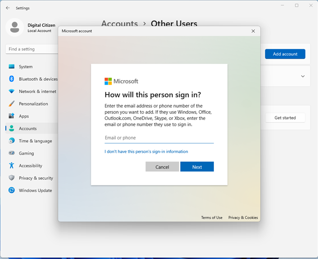 Введите адрес электронной почты для учетной записи Microsoft, которую вы хотите добавить