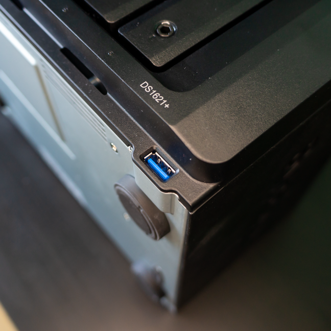The DS1621+ has three USB 3.2 Gen 1 ports in total, with one on the front