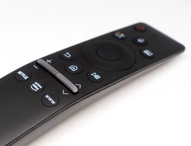 There are dedicated buttons for streaming services and for voice command activation