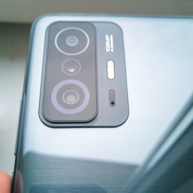 The camera cluster on the back of the Xiaomi 11T