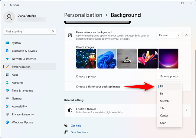 Choose a fit for the Windows 11 desktop background