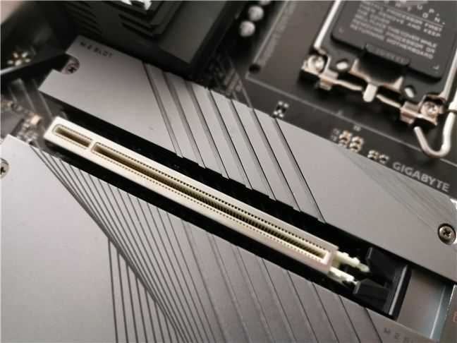 PCI Express 5.0 x16 slot for the graphics card