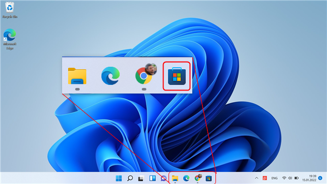 The Microsoft Store icon on the taskbar in Windows 11