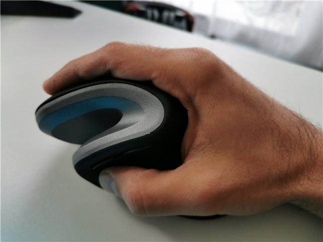 The Trust Verro mouse is comfortable to use for long periods of time
