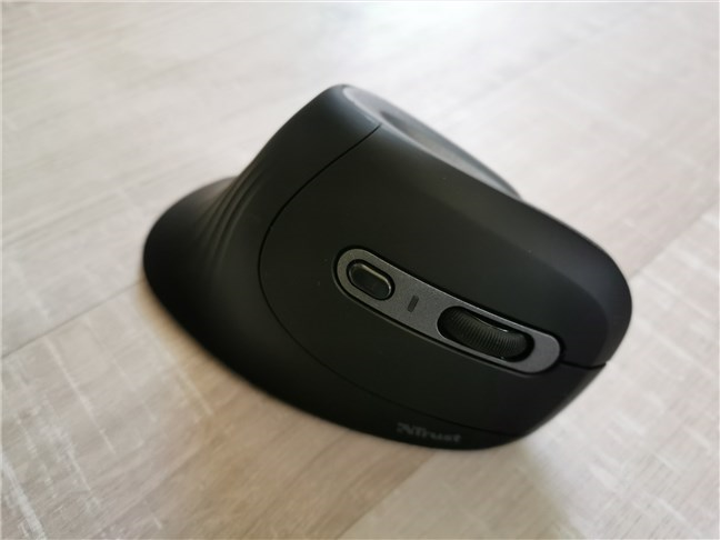 The main buttons on the Trust Verro mouse