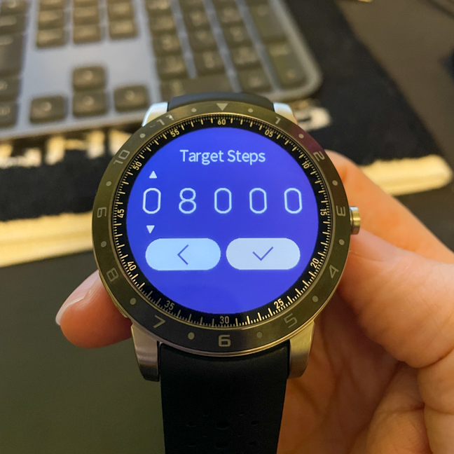 You can set your target directly on the smartwatch