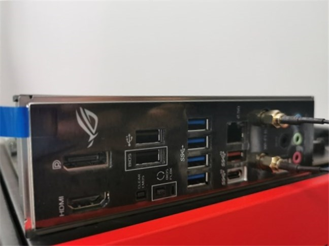 IO panel on the ASUS ROG Strix B660-F Gaming WiFi