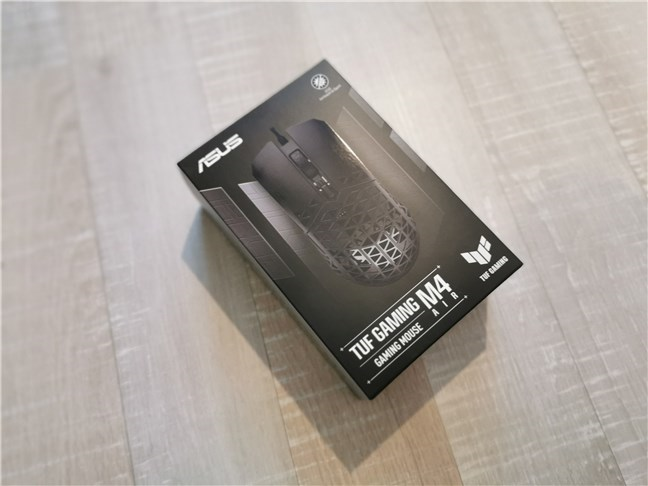 The package of the ASUS TUF Gaming M4 Air