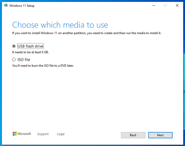 Installing Windows 11 from a USB drive is faster than from a DVD