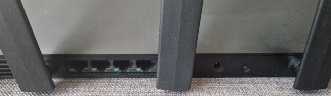 Xiaomi Mi AIoT Router AX3600 - the ports on the back