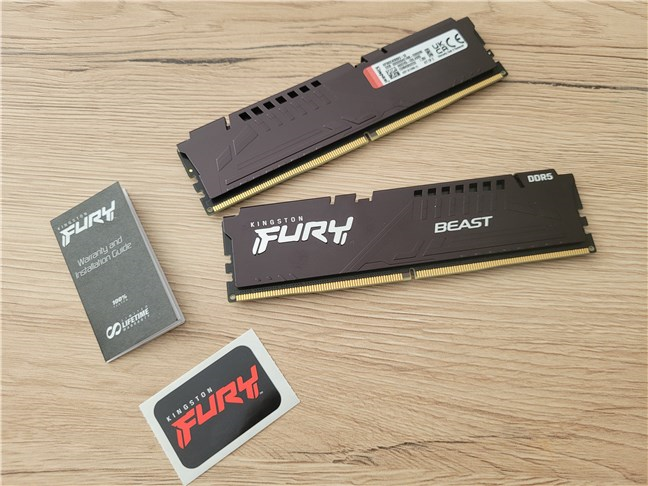 Unboxing the Kingston Fury Beast DDR5-6000 32GB
