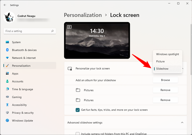 The Slideshow option from the Personalize your lock screen list