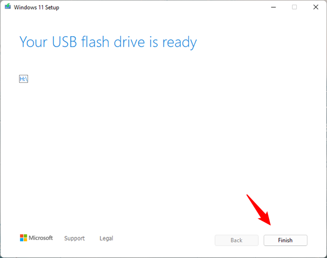 The Windows 11 USB memory stick is ready to use