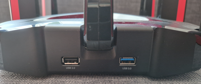 TP-Link Archer GX90 has two USB ports