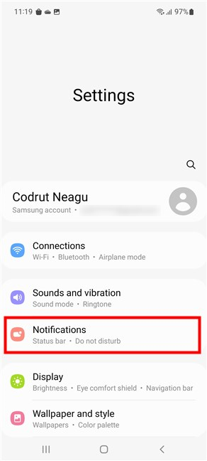 Access Notifications on a Samsung Galaxy smartphone