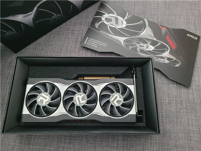 AMD Radeon RX 6800: What's inside the box