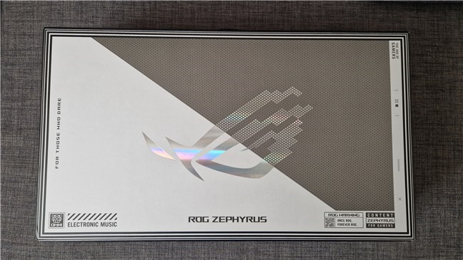 The box of the ASUS ROG Zephyrus G14