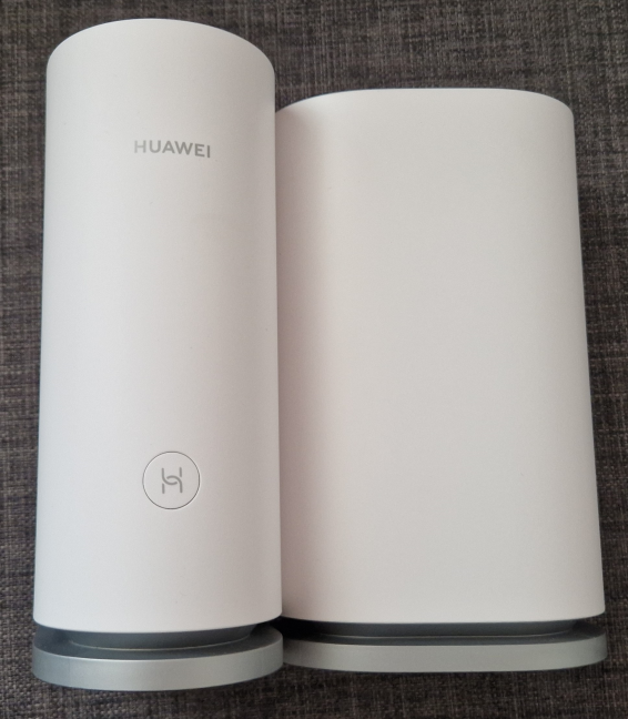 HUAWEI WiFi Mesh 3 has an elegant design