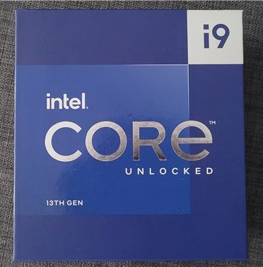 The box of the Intel Core i9-13900K