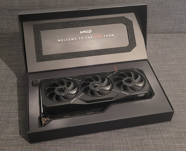 UNBOXING] AMD Radeon RX 7900 XT et RX 7900 XTX