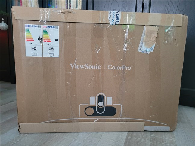 The box of the ViewSonic ColorPro VP2776