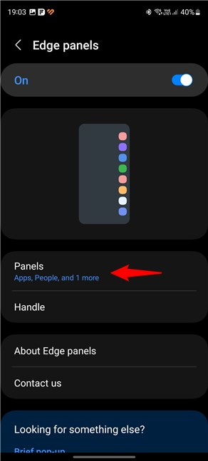 The Panels settings on a Samsung Galaxy smartphone