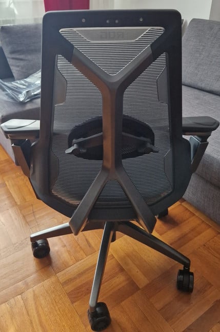Now it's starting to look like a chair