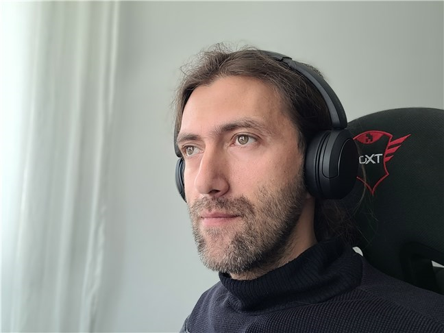 The Sony WH-CH520 headphones are comfortable to wear