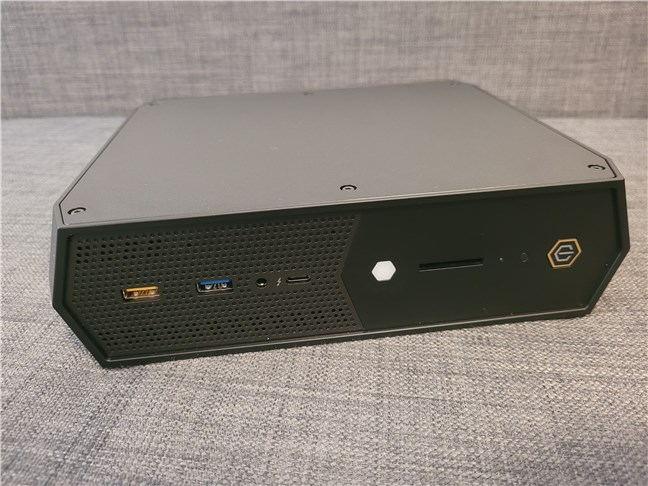 The front ports on the Intel NUC 12 Mini PC Enthusiast Kit