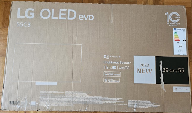 The packaging for the LG OLED C3