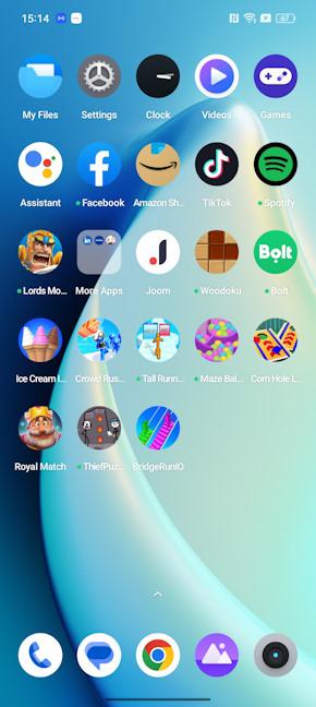 There are many apps and games preinstalled