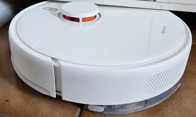 Xiaomi Robot Vacuum X10 does a great job of detecting obstacles