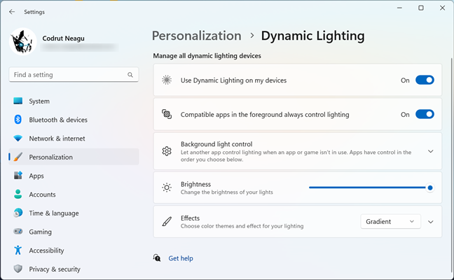 Dynamic Lighting: Built-in RGB lighting controls