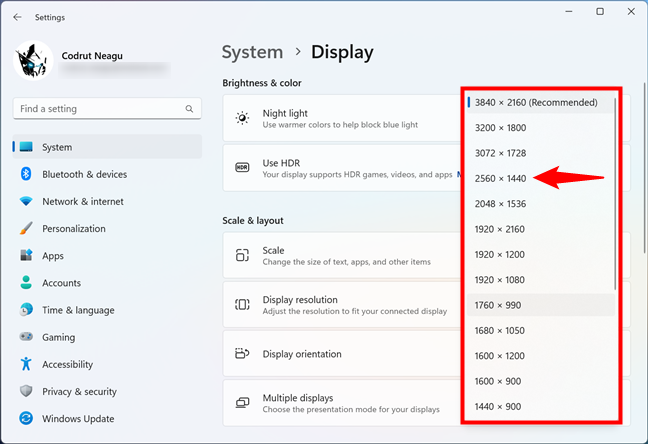 How to change the display resolution in Windows 11